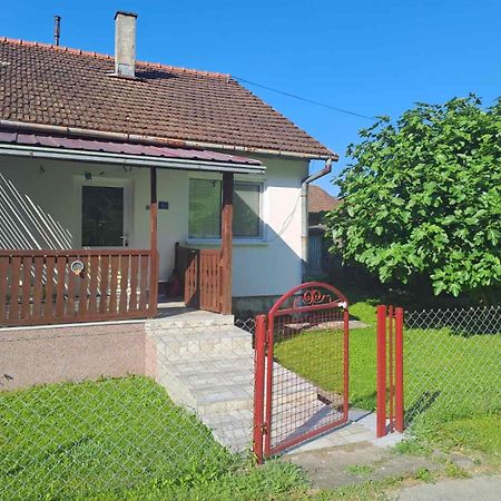 Vikendica Iva Villa Perucac Eksteriør billede